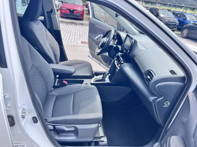 Toyota Yaris Cross 1.5h GR Sport Black Sky fwd 116cv e-cvt (6)