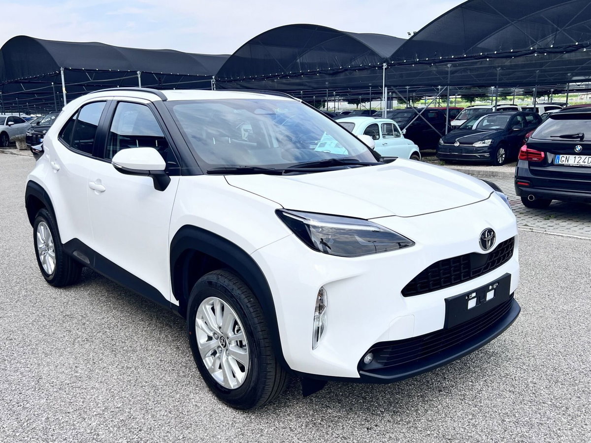 Toyota Yaris Cross Active fwd 115cv e-cvt (2)