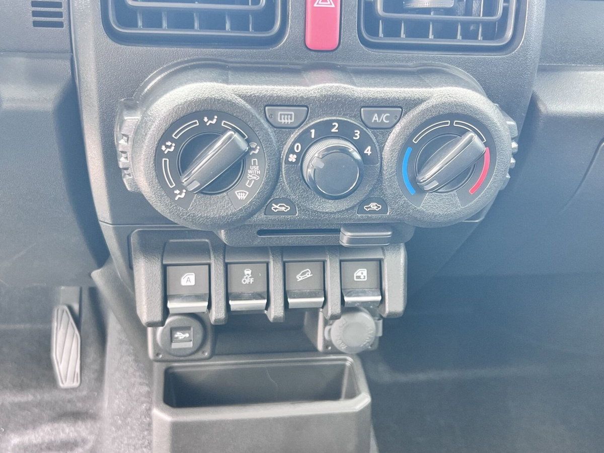 Suzuki Jimny 1.5 Pro 4wd allgrip (14)