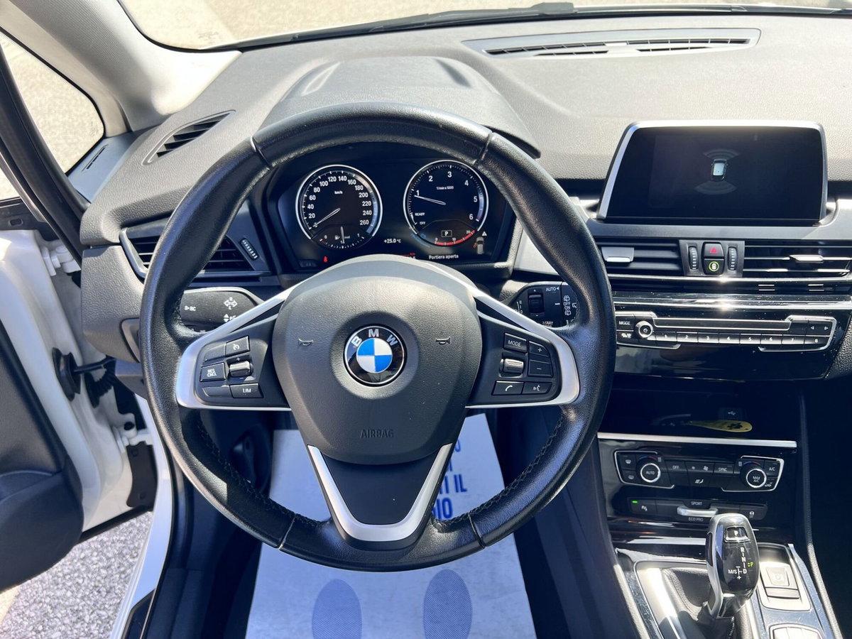 BMW Serie 2 Active Tourer 218d xDrive  Business (17)