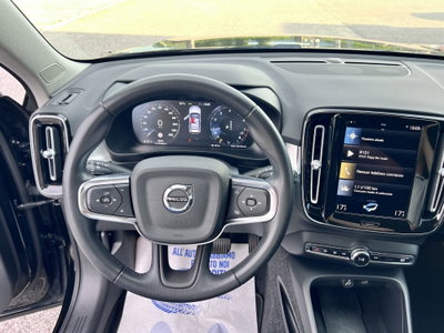 Volvo XC40 T3 Geartronic Momentum Pro (20)