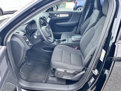 Volvo XC40 T3 Geartronic Momentum Pro (5)