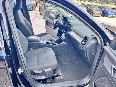 Volvo XC40 T3 Geartronic Momentum Pro (7)