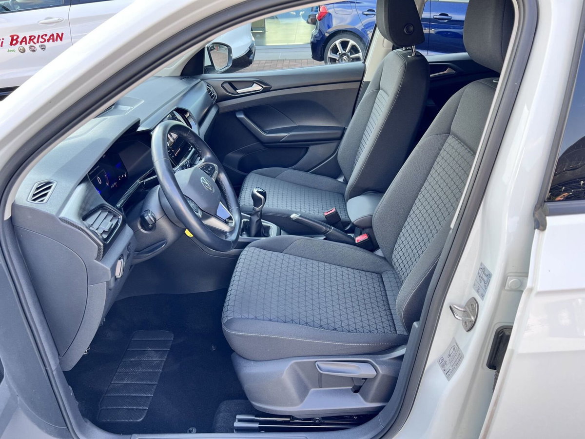 Volkswagen T-Cross 1.0 TSI Style BMT (4)