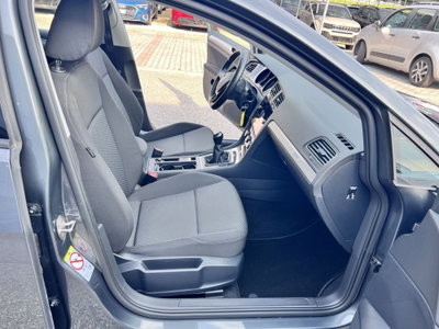 Volkswagen Golf 1.0 TSI 115 CV 5p. Trendline BlueMotion Technology (6)