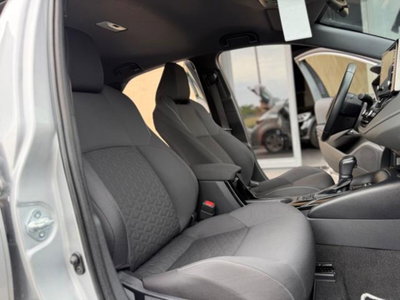 Toyota Corolla 1.8 Hybrid Business (10)