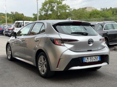 Toyota Corolla 1.8 Hybrid Business (4)