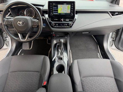Toyota Corolla 1.8 Hybrid Business (9)