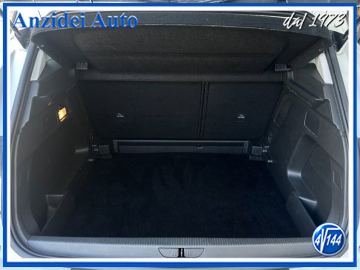 Opel Grandland X 1.5 diesel Ecotec Start&Stop aut. Elegance (10)