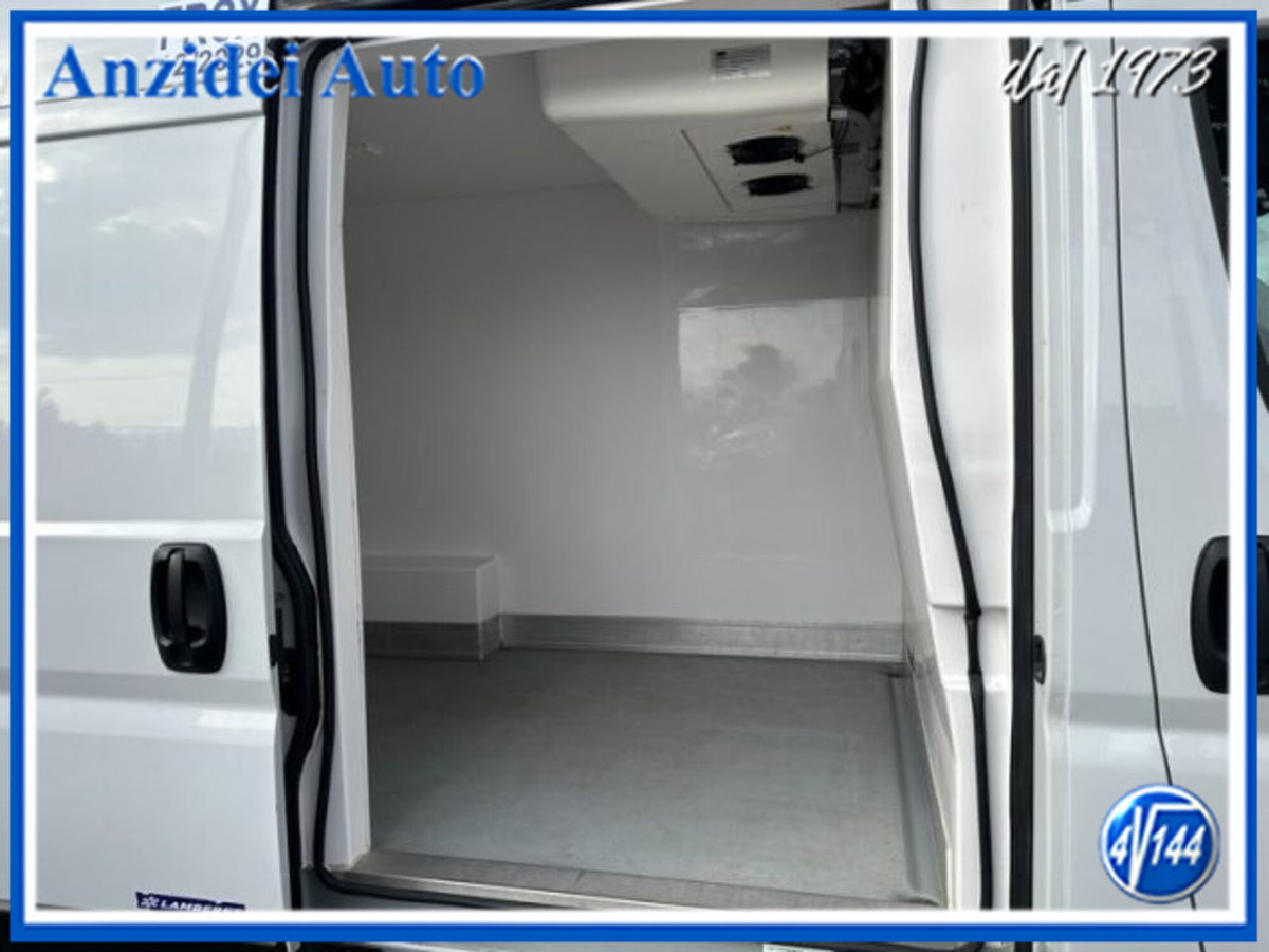 Fiat Ducato Furgone Vetrato 35 MH2 2.2 mjt3 140cv  serie 8 (10)