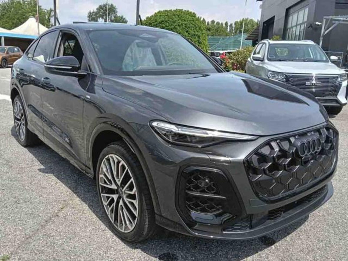 Audi Q5 Sportback 40 2.0 tdi mhev 12V S line Plus quattro s-tronic (2)
