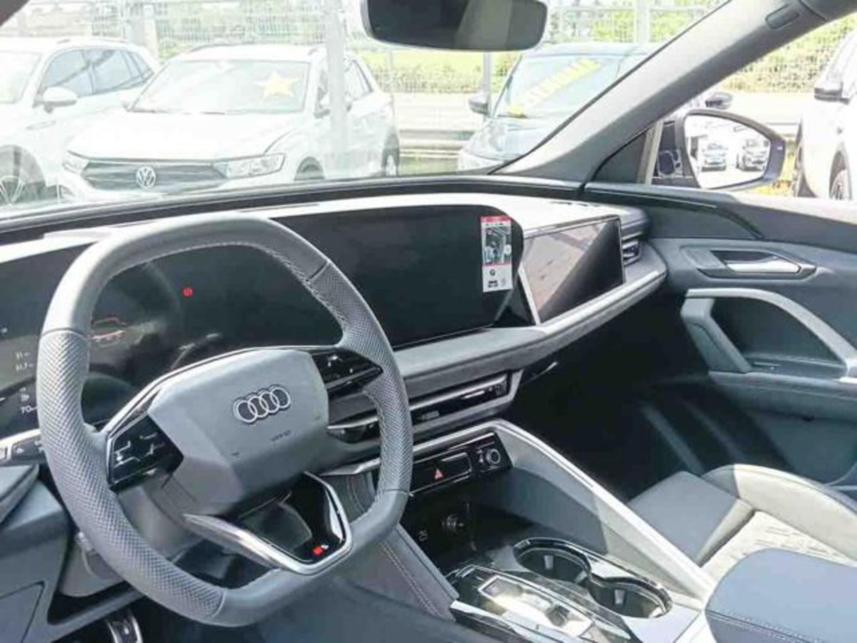 Audi Q5 Sportback 40 2.0 tdi mhev 12V S line Plus quattro s-tronic (7)