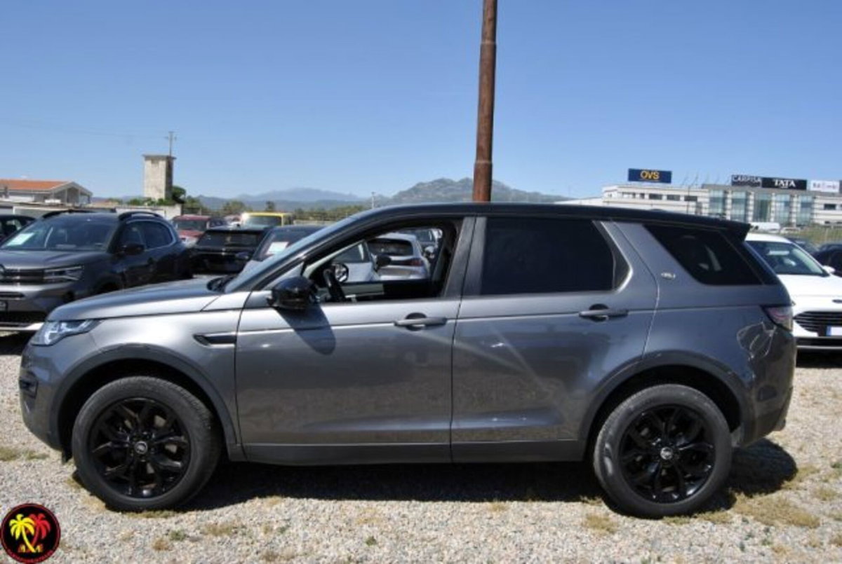 Land Rover Discovery Sport 2.2 SD4 HSE Luxury (14)