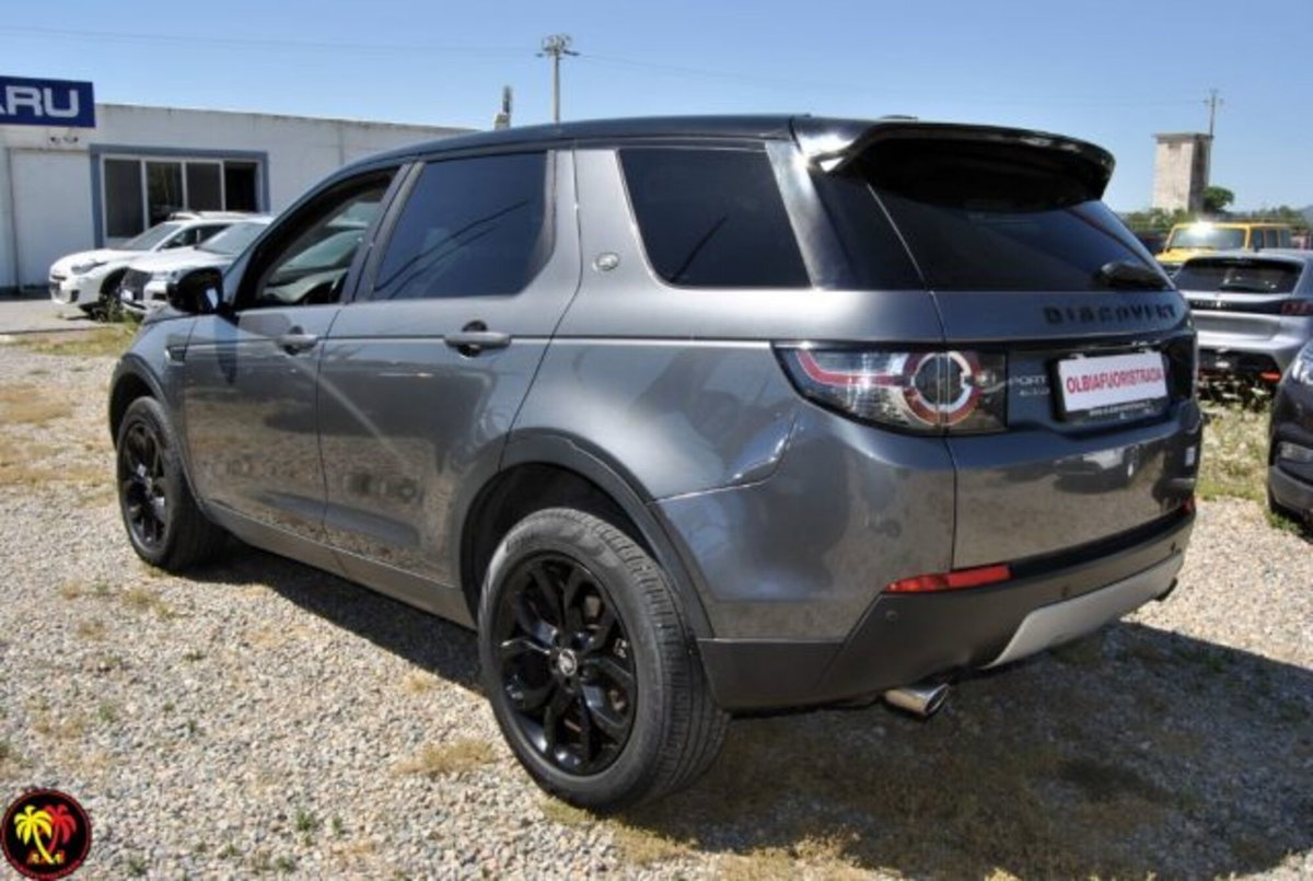 Land Rover Discovery Sport 2.2 SD4 HSE Luxury (15)
