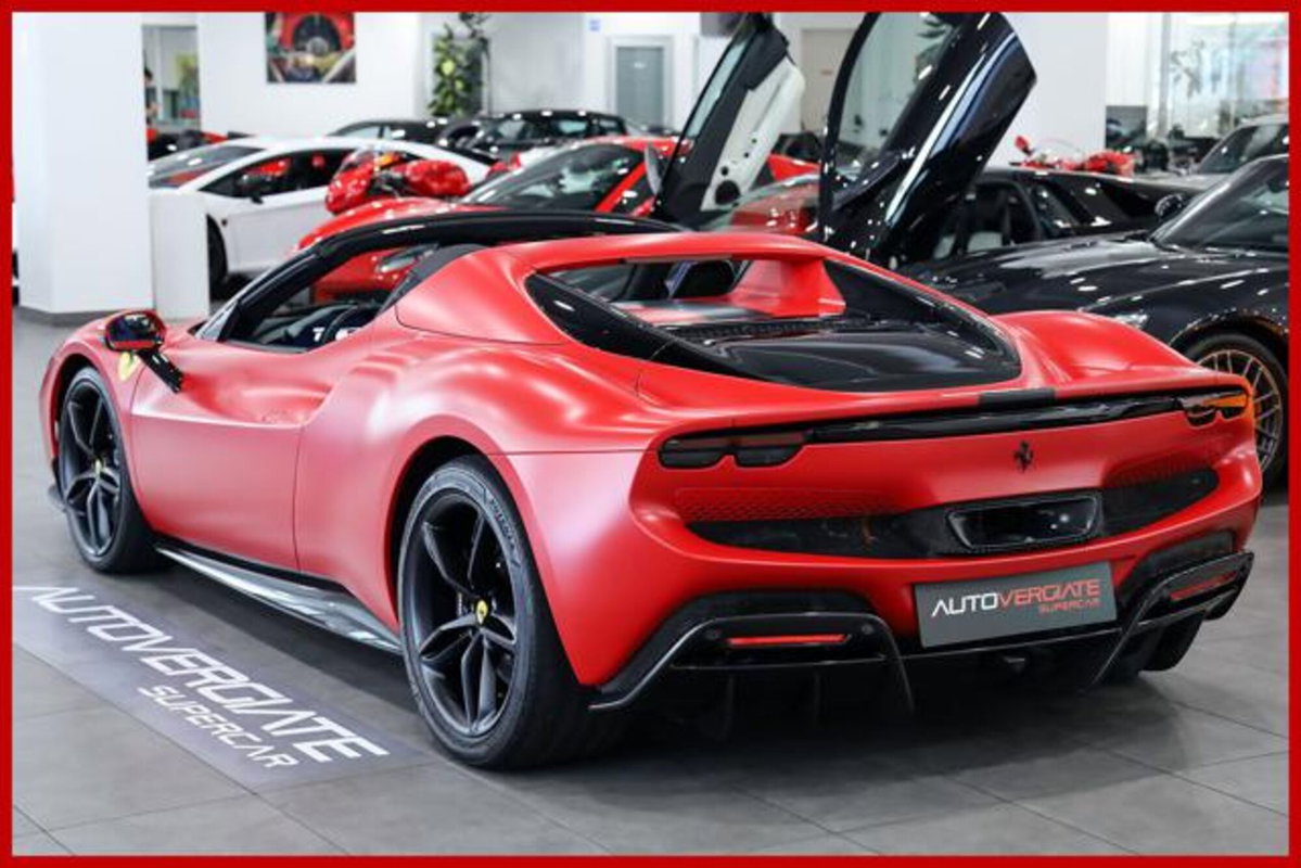 Ferrari 296 Spider 3.0 GTS (5)