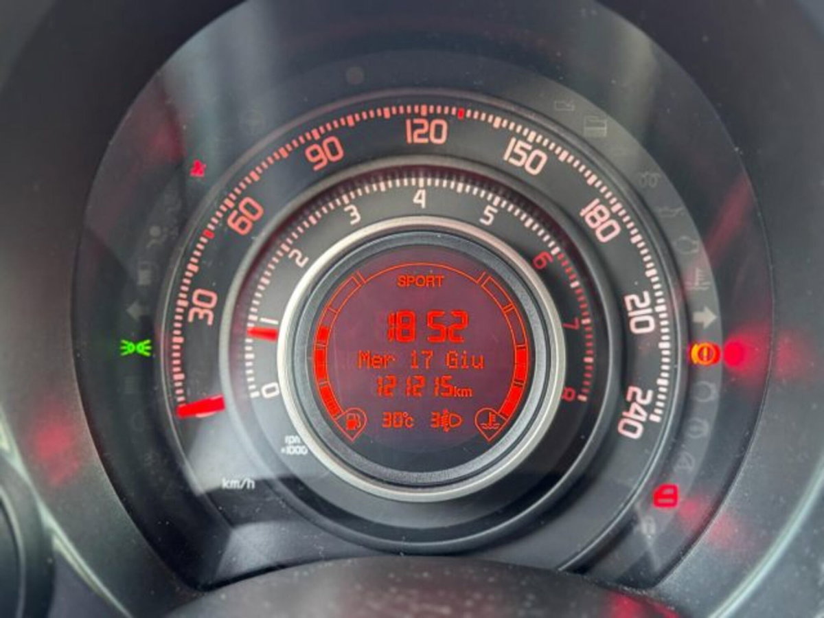 Abarth 500 1.4 Turbo T-Jet (16)