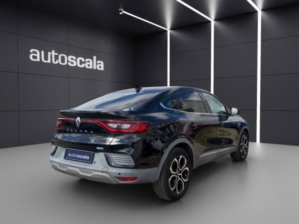 Renault Arkana E-Tech 145 CV Intens (5)