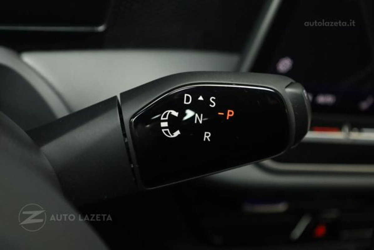 Volkswagen Passat 1.5 etsi act Business 150cv dsg (10)