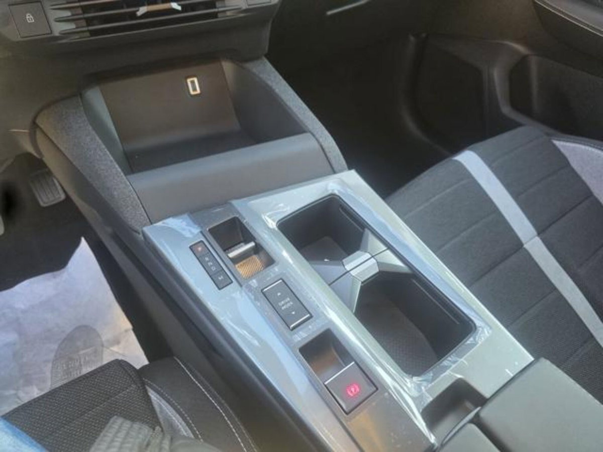Opel Grandland 1.2 hybrid Edition 145cv e-dcs6 (11)