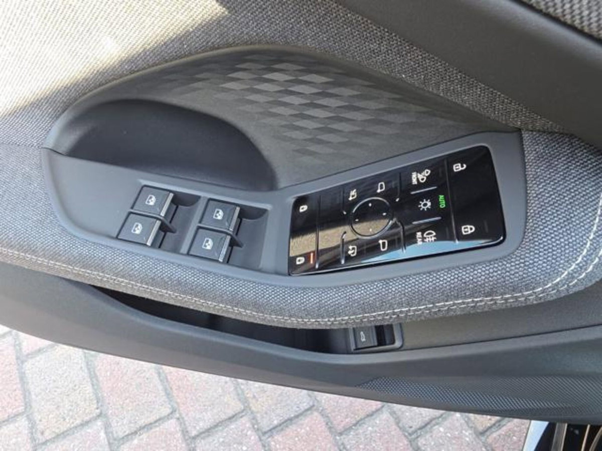 Audi A5 Avant 2.0 tdi mhev+ S line edition 204cv s-tronic (10)