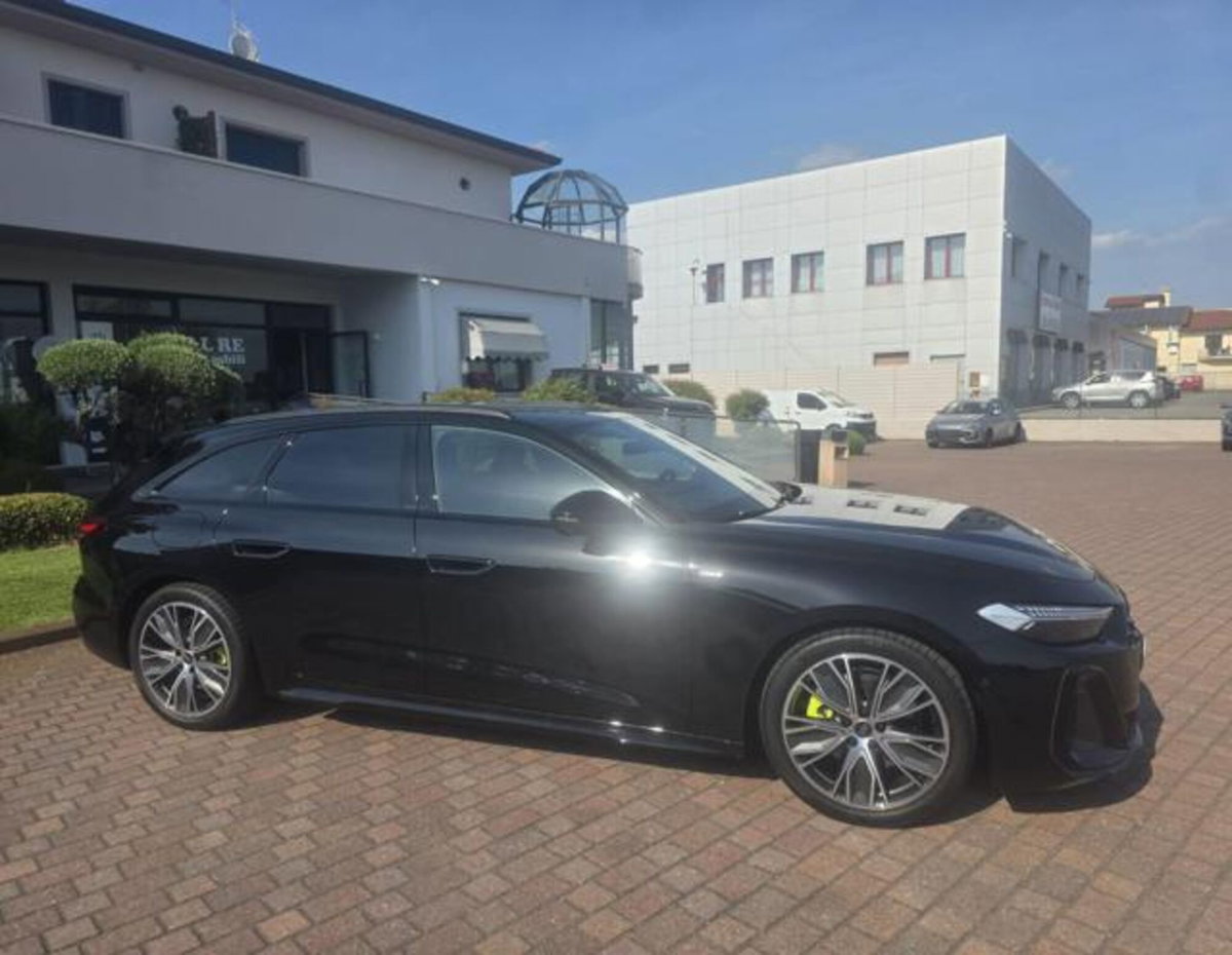 Audi A5 Avant 2.0 tdi mhev+ S line edition 204cv s-tronic (4)