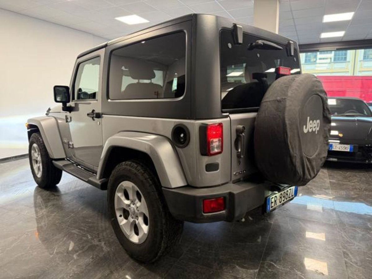 Jeep Wrangler 2.8 CRD DPF Sahara (4)