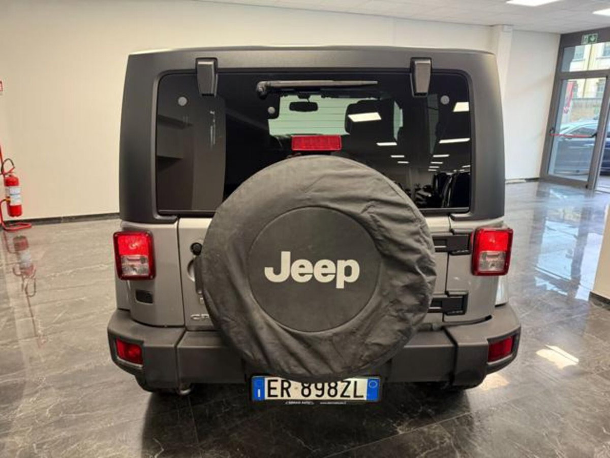 Jeep Wrangler 2.8 CRD DPF Sahara (6)