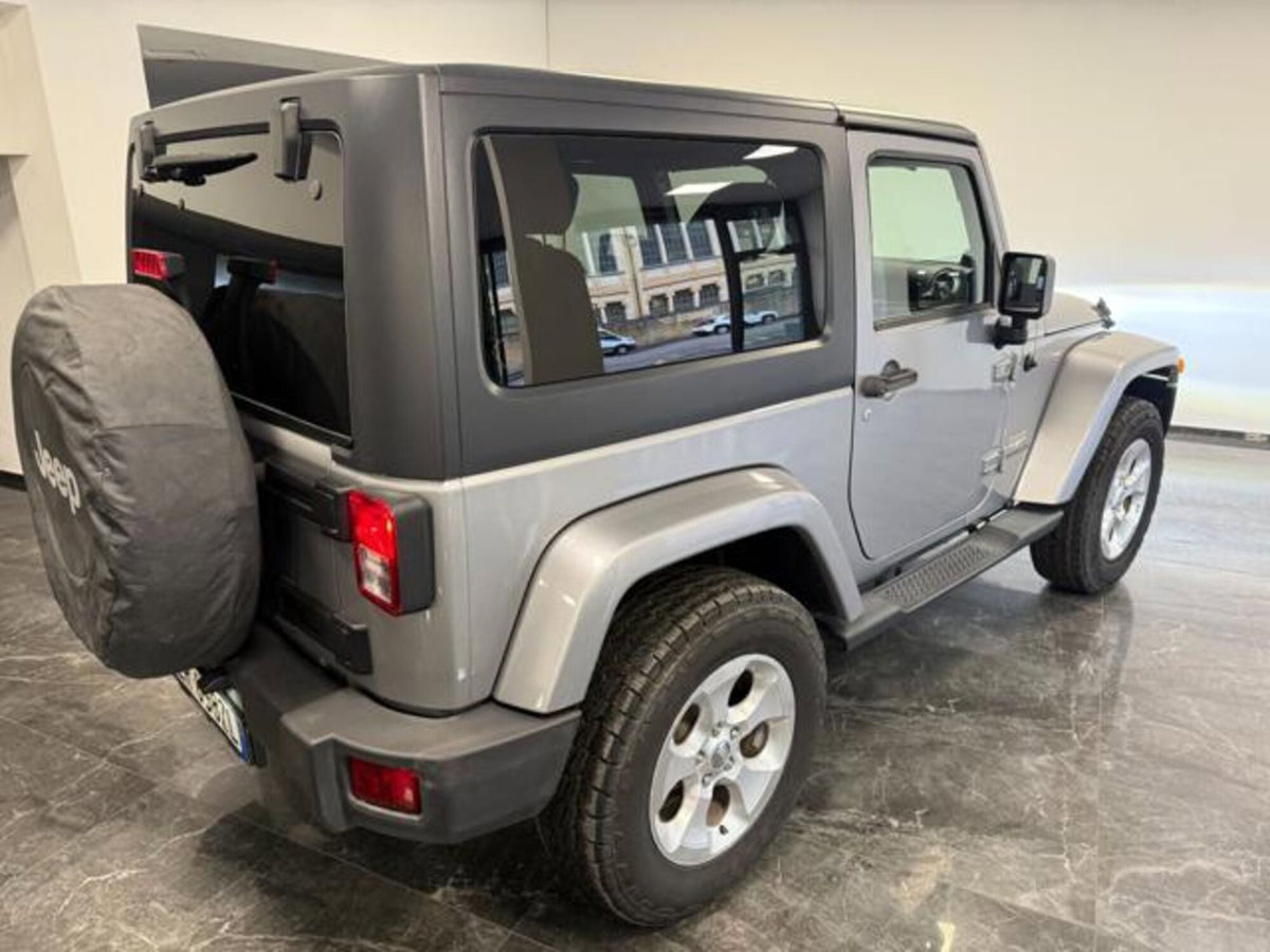Jeep Wrangler 2.8 CRD DPF Sahara (7)