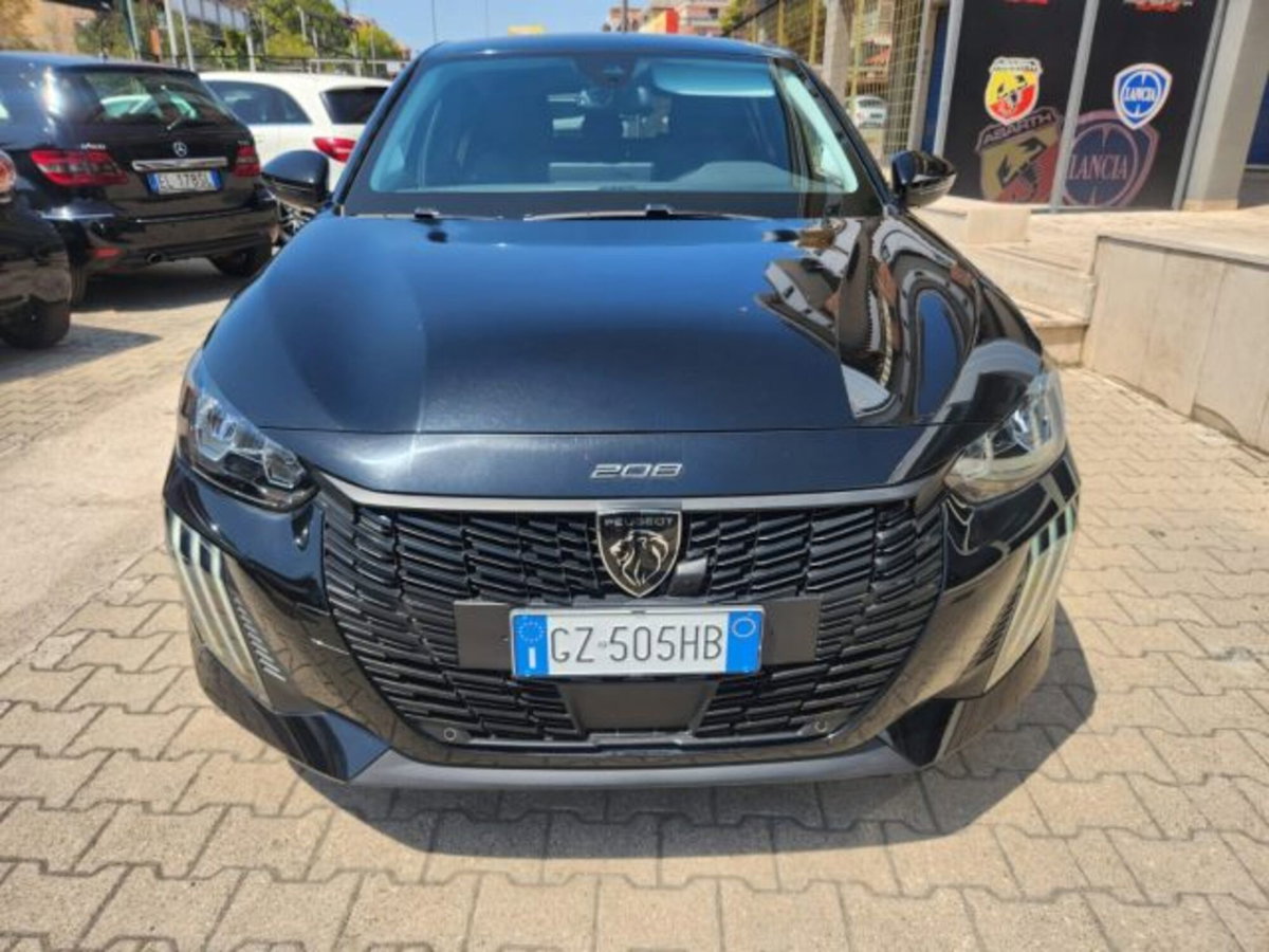 Peugeot 208 50 kWh Allure (2)