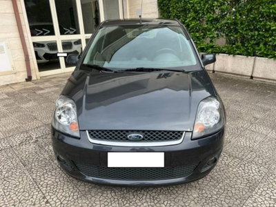 Ford Fiesta 1.4 TDCi 5p. Ghia (4)