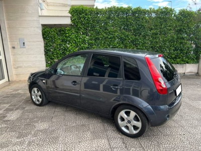 Ford Fiesta 1.4 TDCi 5p. Ghia (6)