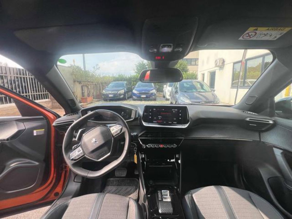 Peugeot 2008 PureTech 130 S&S EAT8 Allure Pack (15)