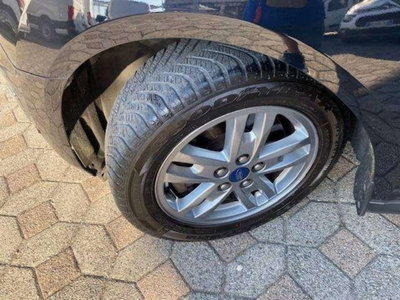 Ford Tourneo Connect 1.5 TDCi 120 CV Titanium (9)