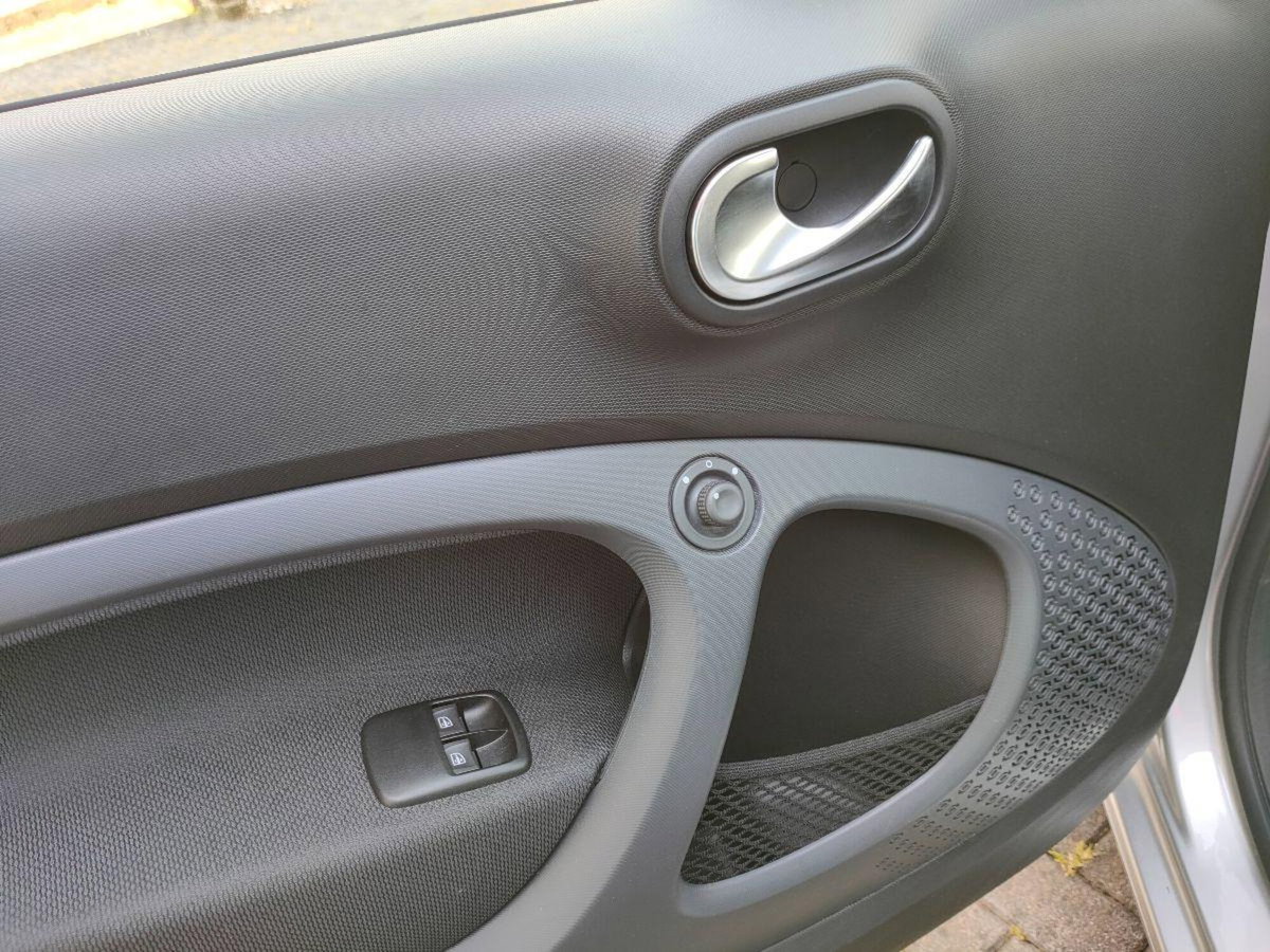 smart Fortwo eq Passion 4,6kW (13)