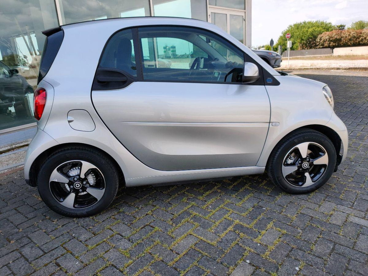 smart Fortwo eq Passion 4,6kW (6)