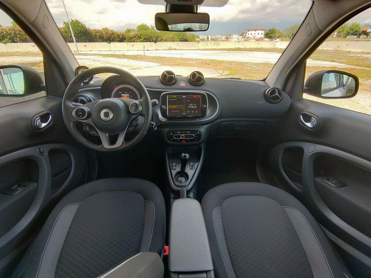 smart Fortwo eq Passion 4,6kW (8)