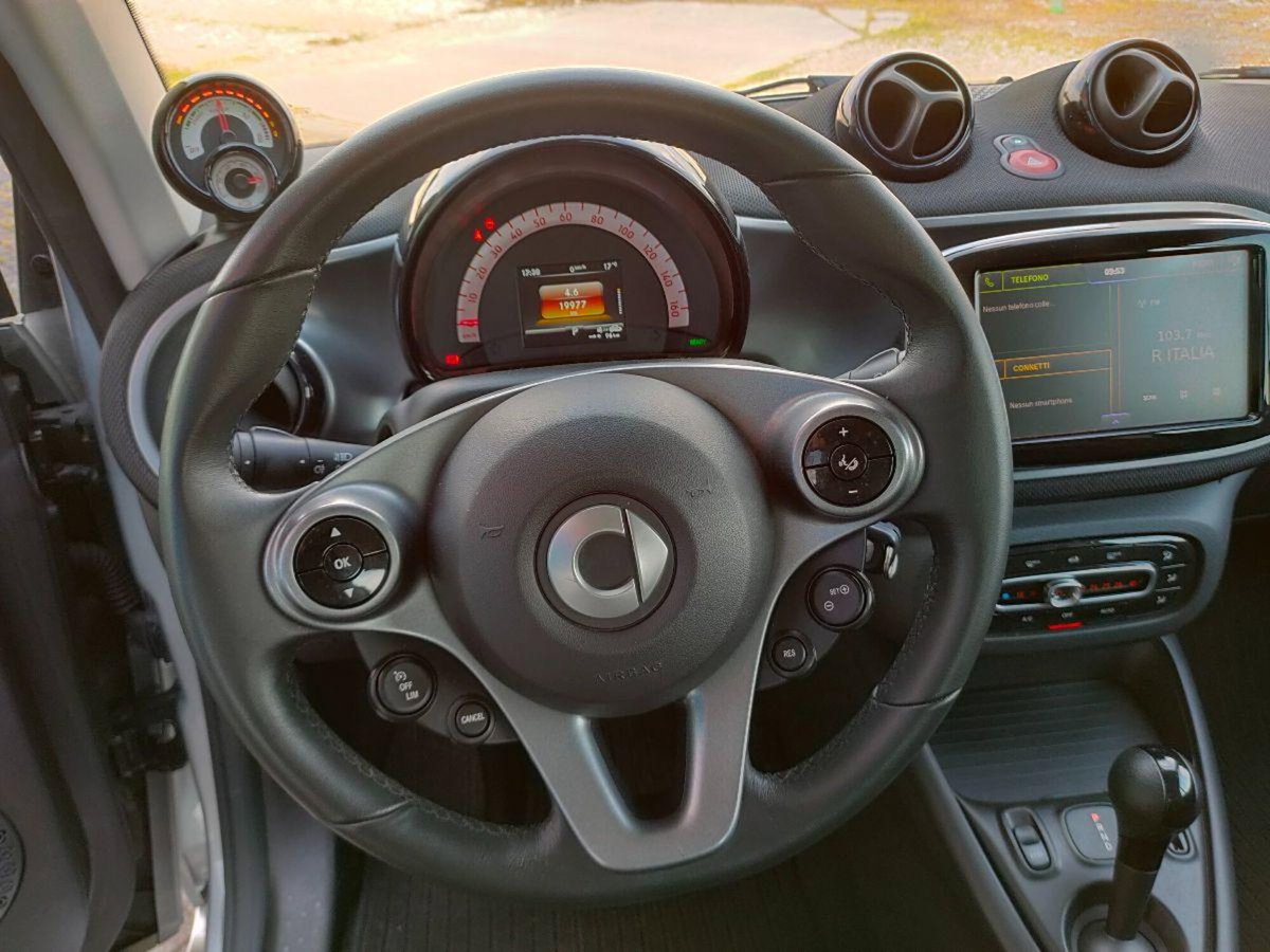 smart Fortwo eq Passion 4,6kW (9)