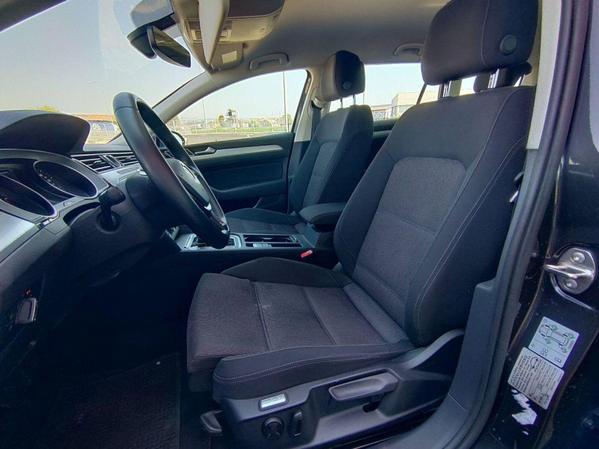 Volkswagen Passat Variant 2.0 TDI Business BlueMotion Tech. (11)