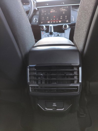 Lynk & Co 01 01 1.5 td phev (19)