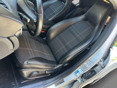 Mercedes-Benz Classe A 180 CDI Premium (10)