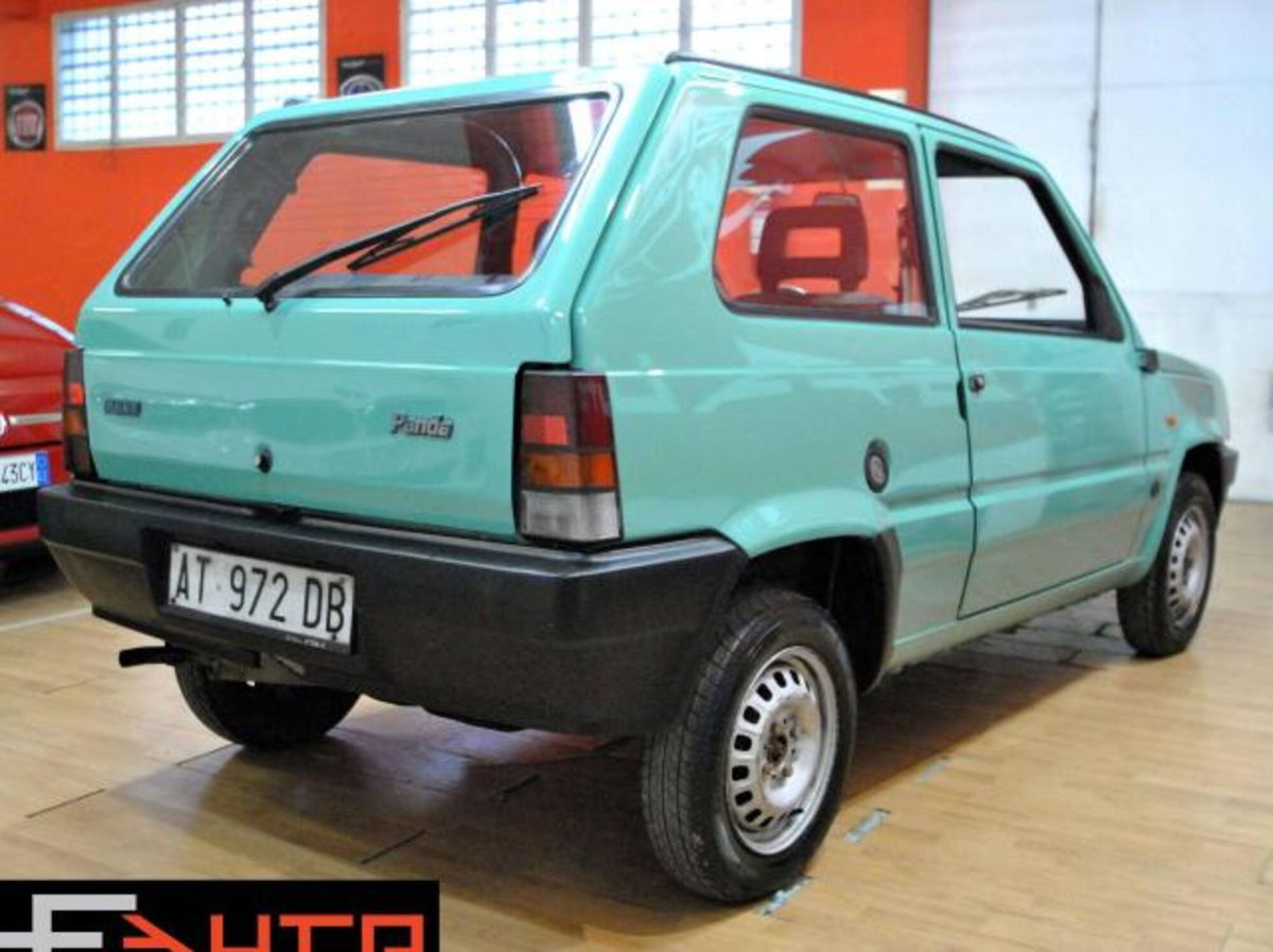 Fiat Panda 900 i.e. cat Hobby (4)