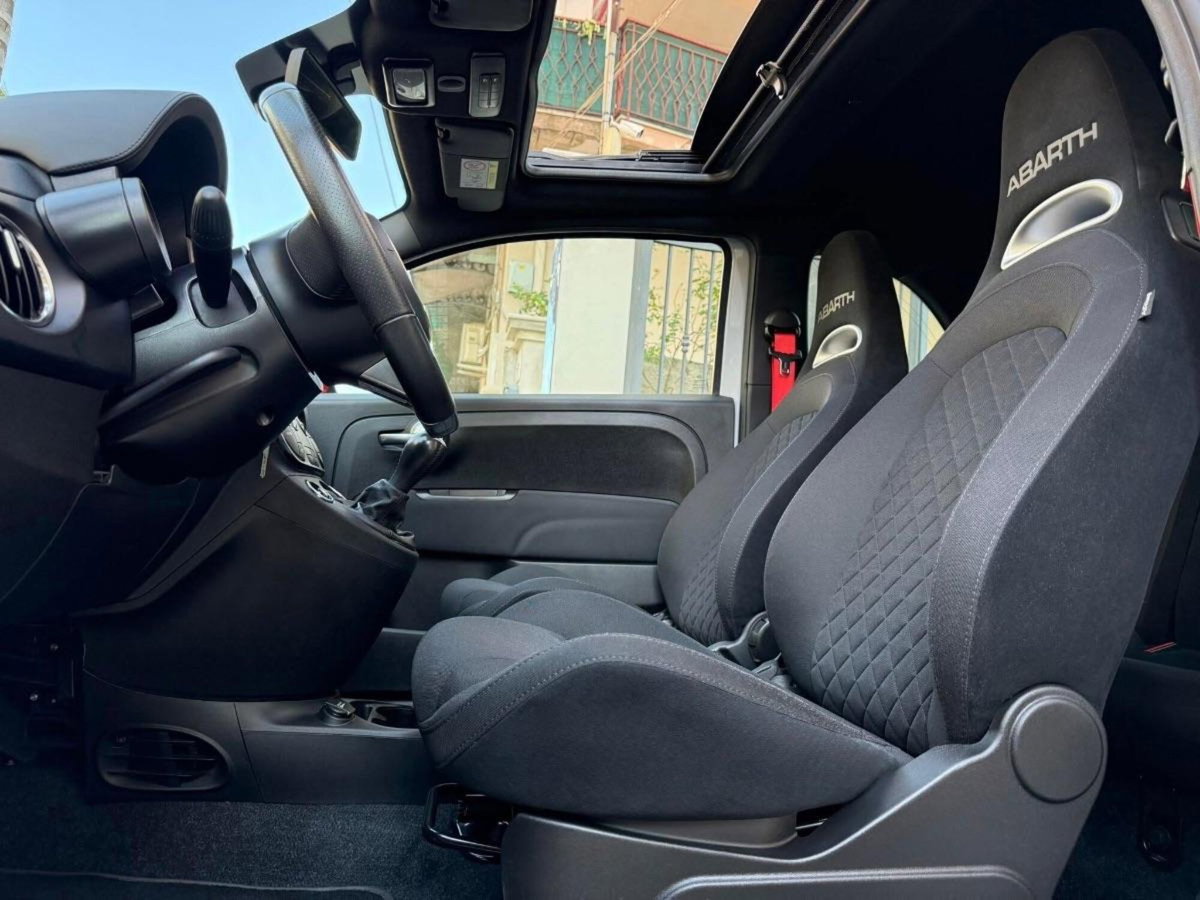 Abarth 595 595 1.4 Turbo T-Jet 165 CV (16)