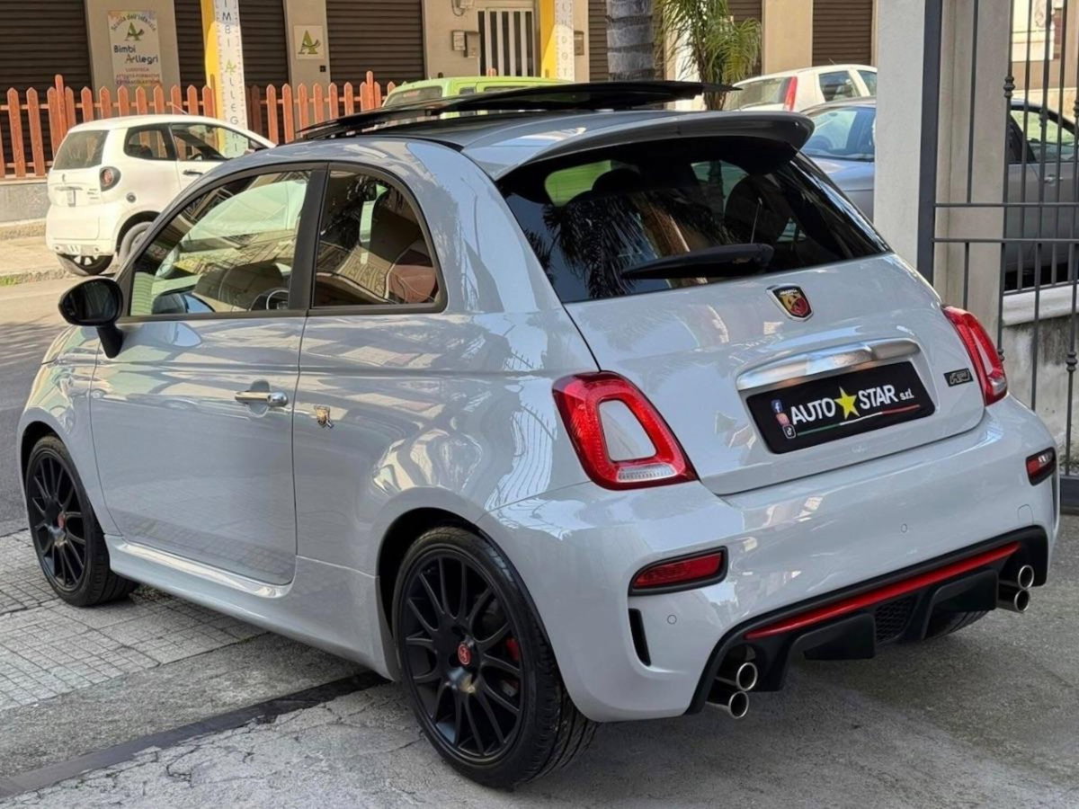 Abarth 595 595 1.4 Turbo T-Jet 165 CV (6)