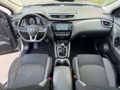 Nissan Qashqai 1.3 DIG-T 140 CV Tekna (13)