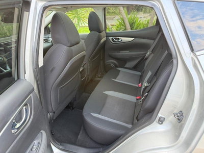 Nissan Qashqai 1.3 DIG-T 140 CV Tekna (7)