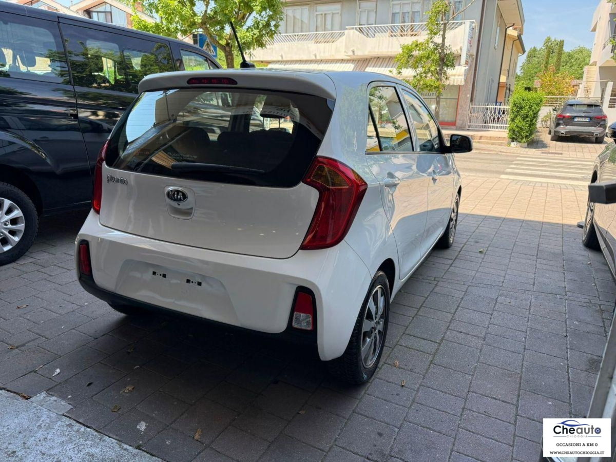 Kia Picanto 1.0 12V 5 porte City Limited (7)