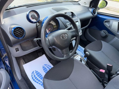 Toyota Aygo 1.0 12V VVT-i 5 porte Blue (10)