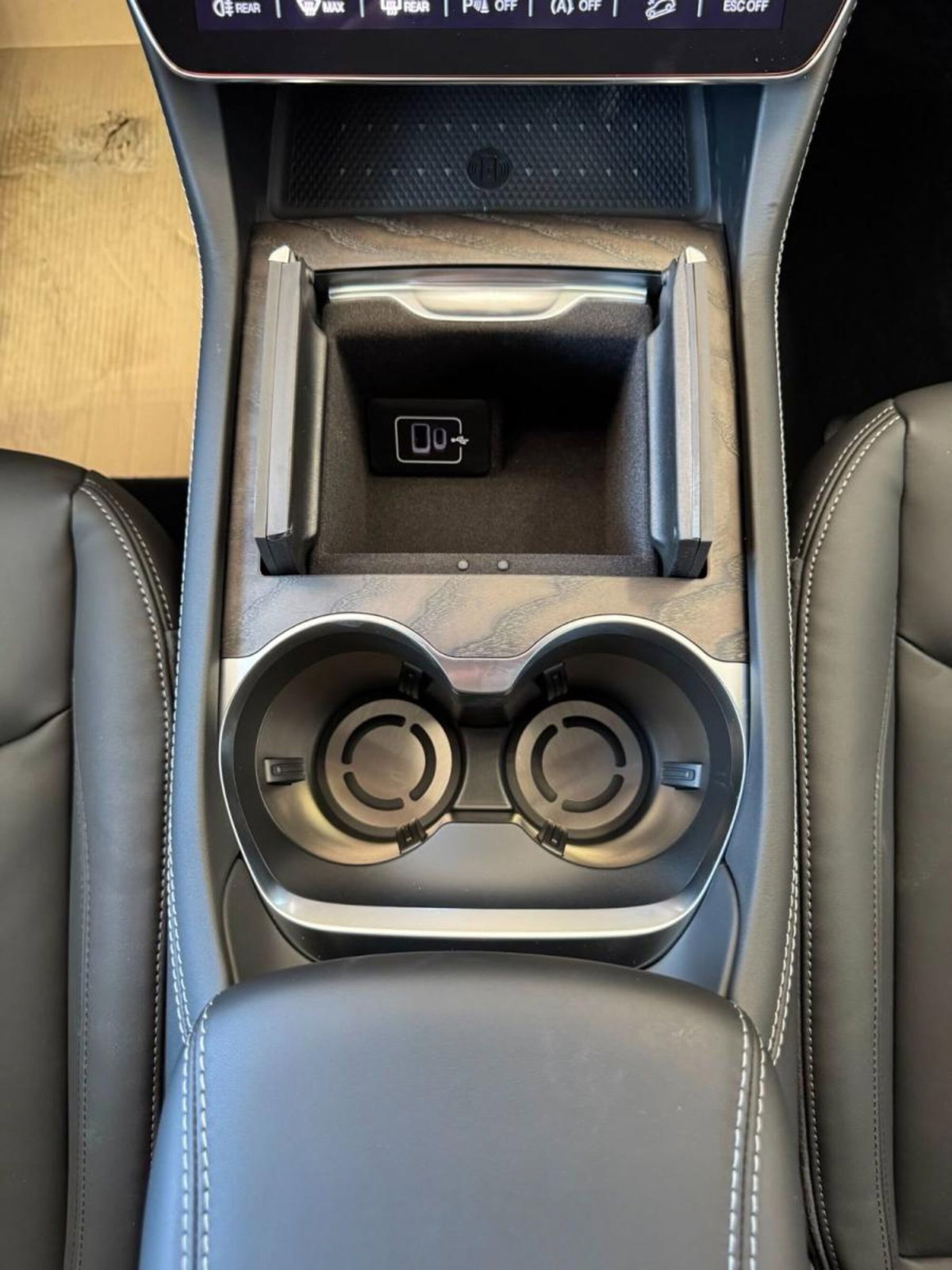 Maserati Grecale 2.0 mhev GT 300cv auto (16)