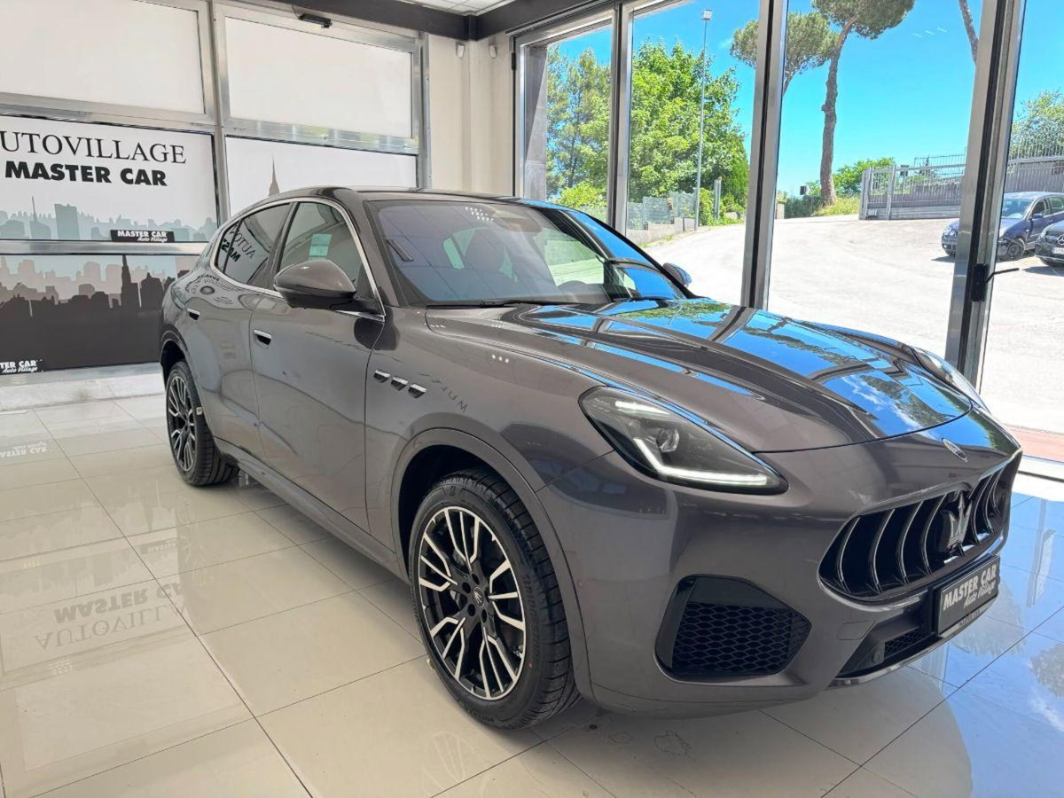 Maserati Grecale 2.0 mhev GT 300cv auto (3)