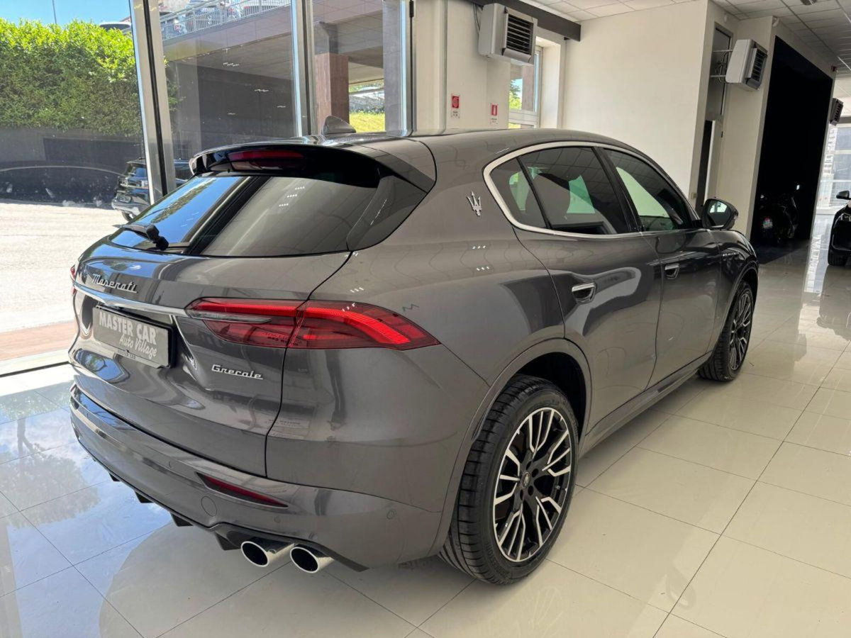 Maserati Grecale 2.0 mhev GT 300cv auto (4)